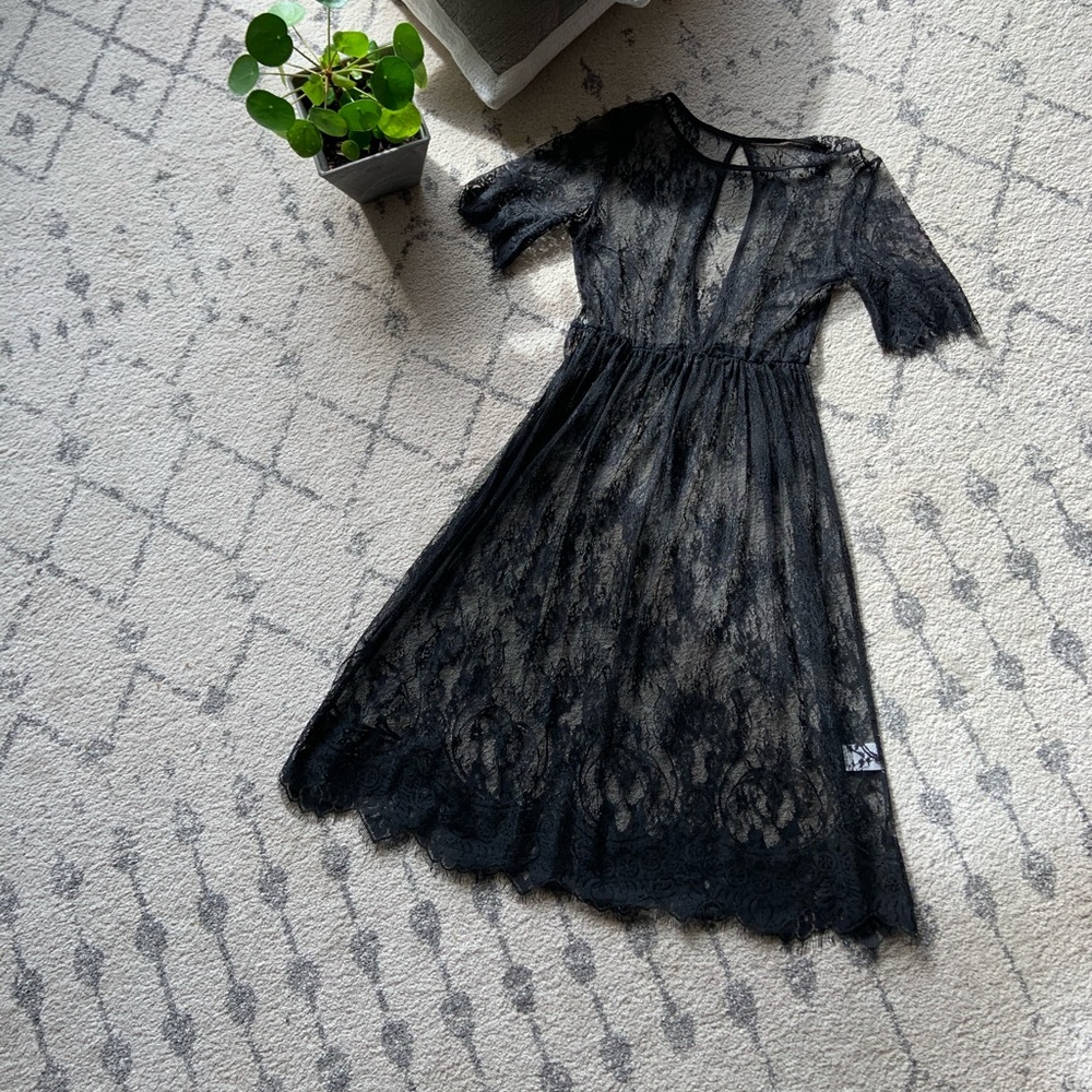 Lace dress